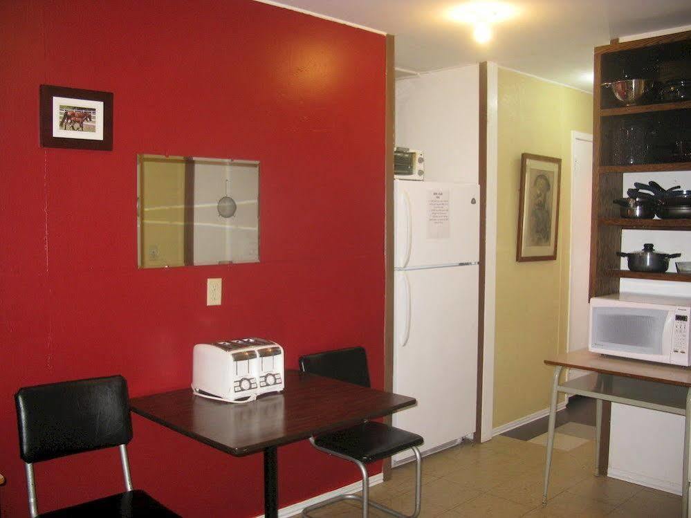 Brackley Beach Hostel Екстериор снимка
