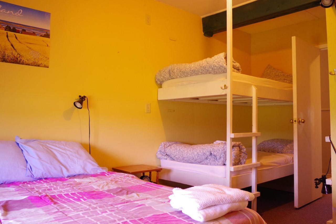 Brackley Beach Hostel Екстериор снимка