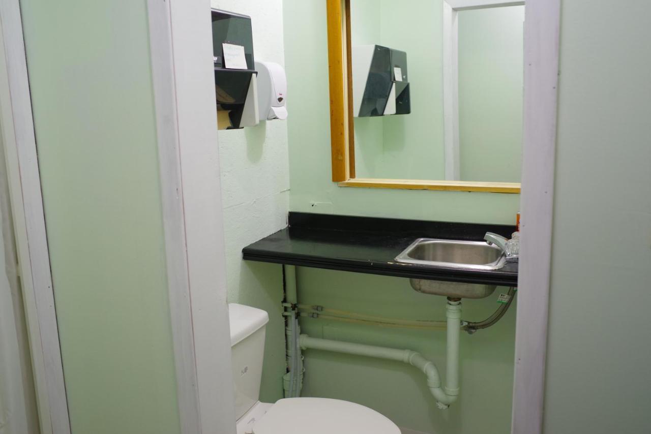 Brackley Beach Hostel Екстериор снимка